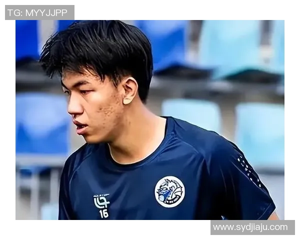 21岁中国孔卡,意甲冠军的试训前夜:一个关于梦想与现实的传奇 21岁中国孔卡,意甲冠军的试训前夜:一个关于梦想与现实的传奇